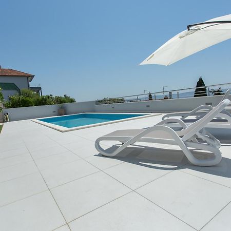 Charming Modern House With The New Swimming Pool - Apartment Maya 1 Trogir Exteriör bild