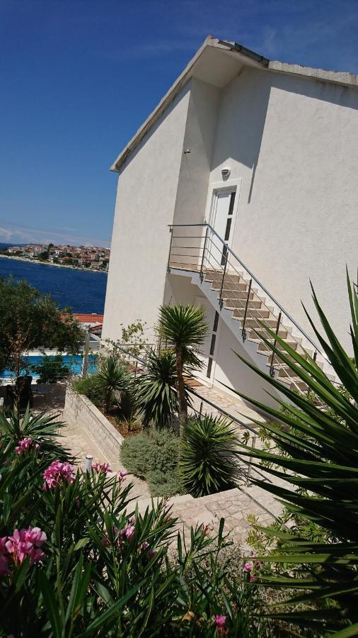 Charming Modern House With The New Swimming Pool - Apartment Maya 1 Trogir Exteriör bild