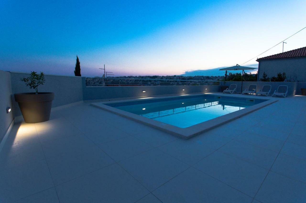 Charming Modern House With The New Swimming Pool - Apartment Maya 1 Trogir Exteriör bild